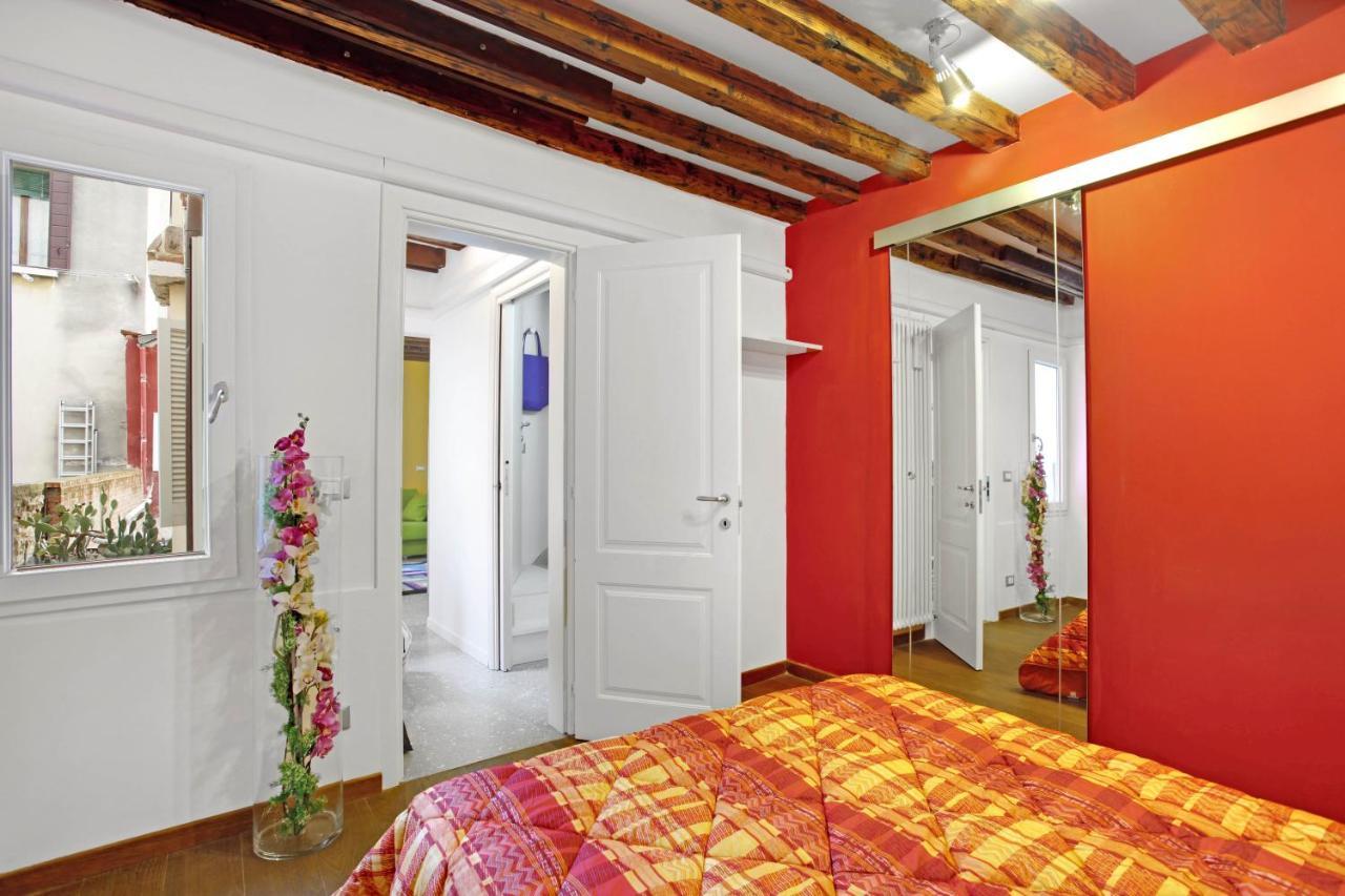 Fenix Otello Apartments Венеция Екстериор снимка