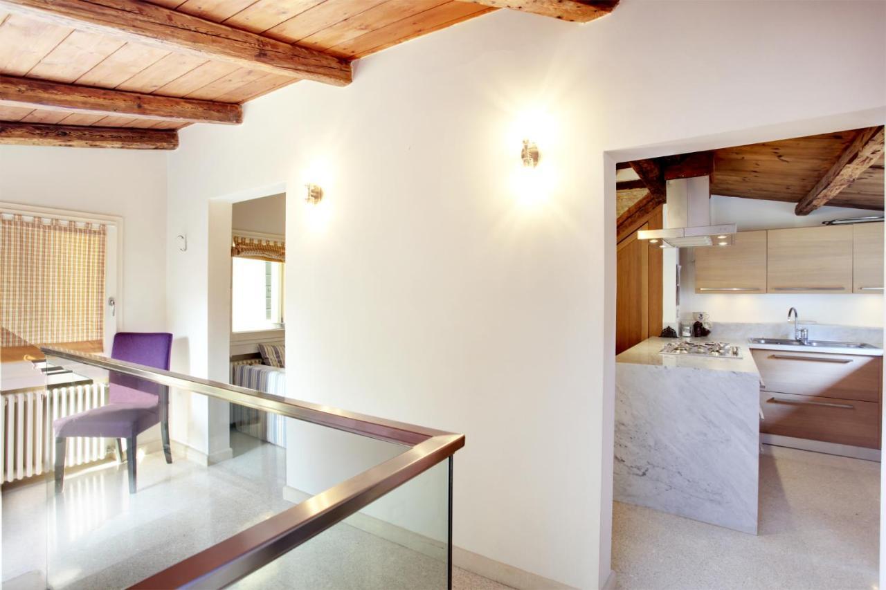 Fenix Otello Apartments Венеция Екстериор снимка