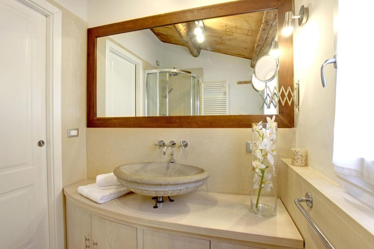 Fenix Otello Apartments Венеция Екстериор снимка